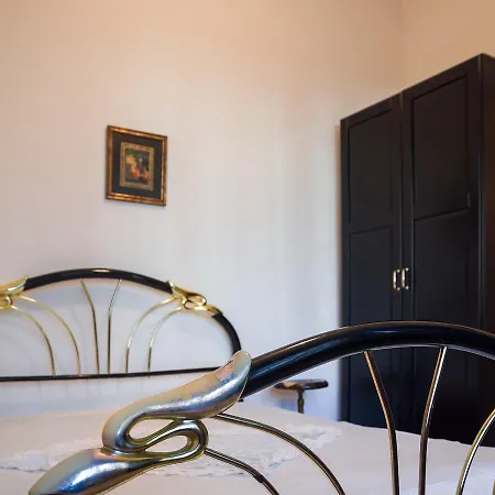 Ema Artistic Flat Appartamento Sofia
